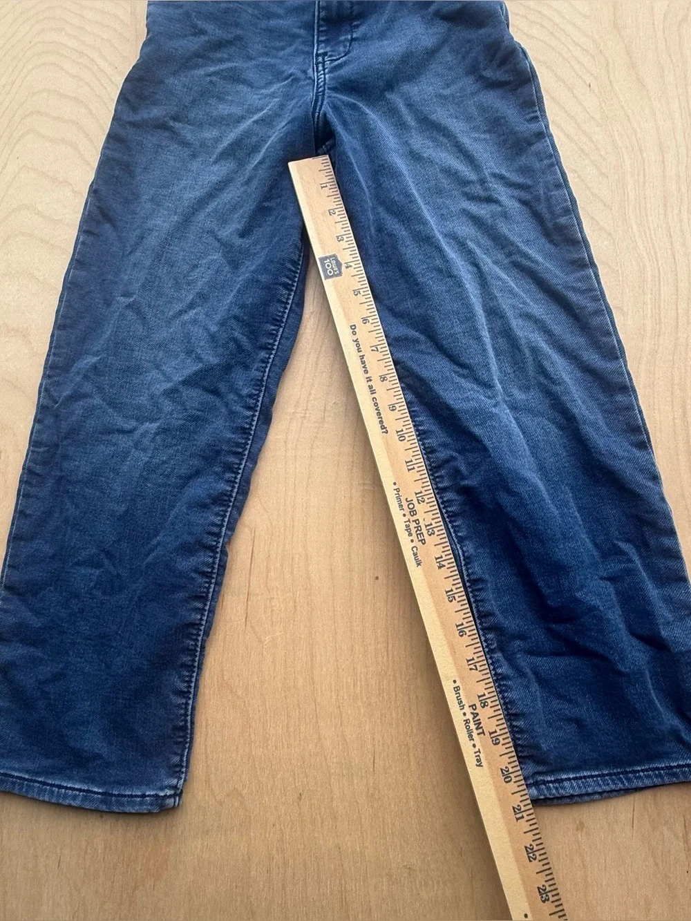 OshKosh B'Gosh straight leg denim jeans medium dark wash Boys size 8 / 8A